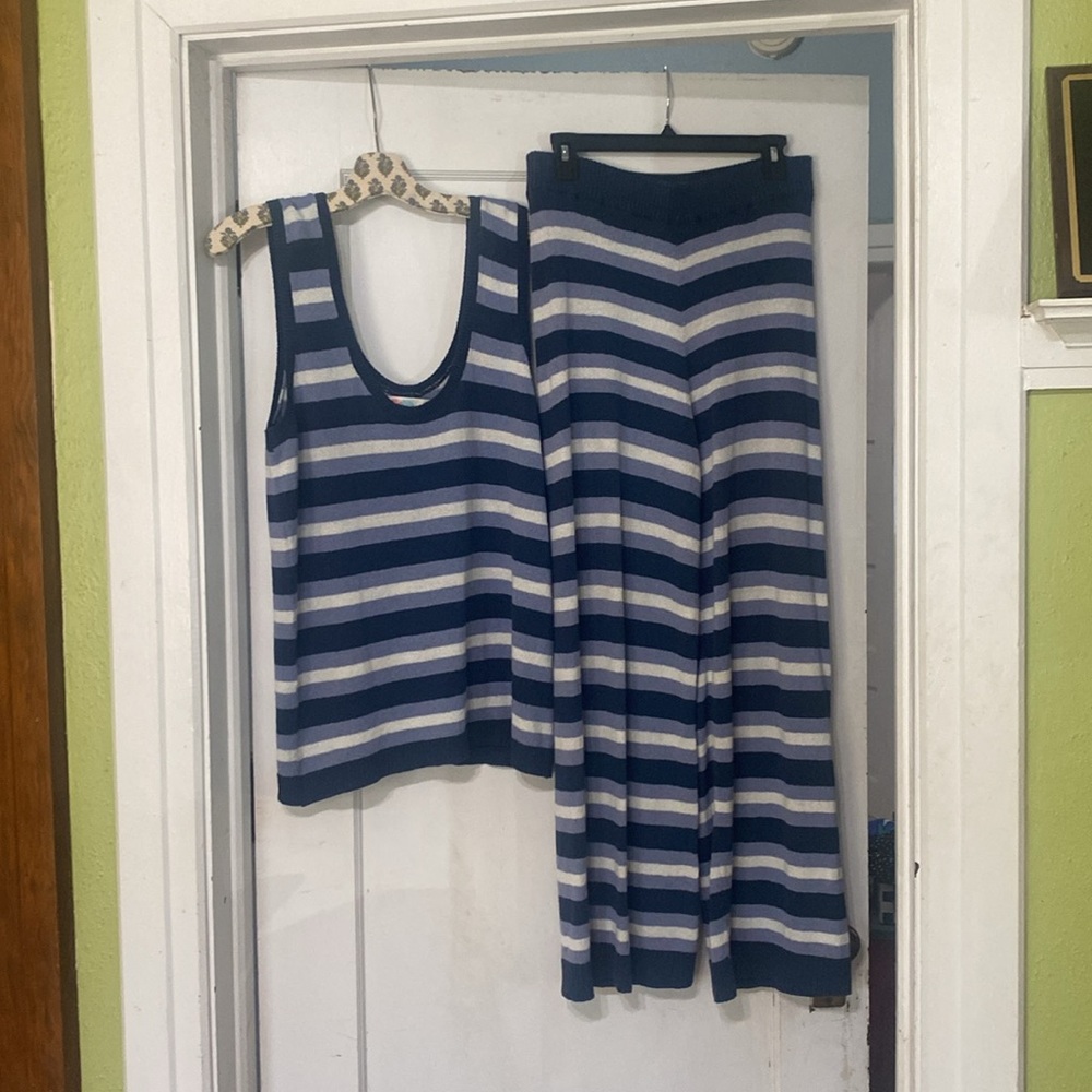NWT FREE PEOPLE- FREE PEOPLE BEACH-TWO PIECE SET - Picture 2 of 7
